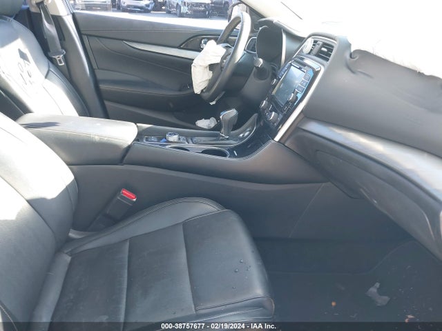 2018 NISSAN MAXIMA 3.5 SL VIN: 1N4AA6APXJC396881