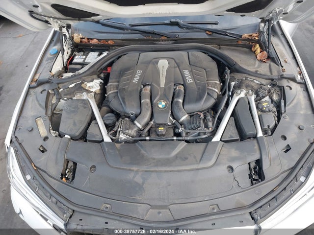 WBA7F0C53KGM24428 BMW 750i