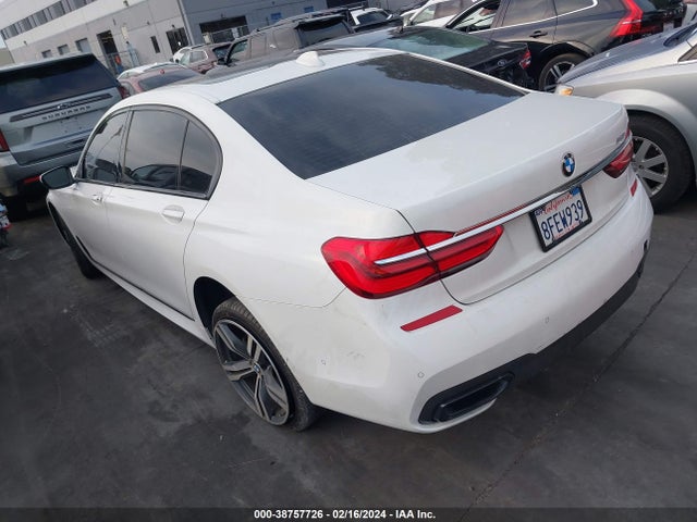 WBA7F0C53KGM24428 BMW 750i