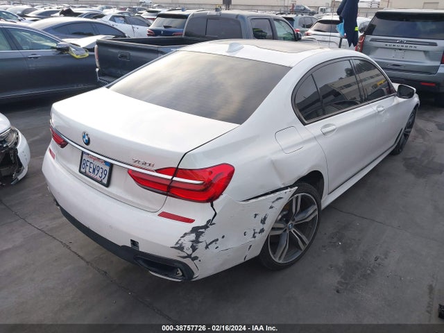 WBA7F0C53KGM24428 BMW 750i