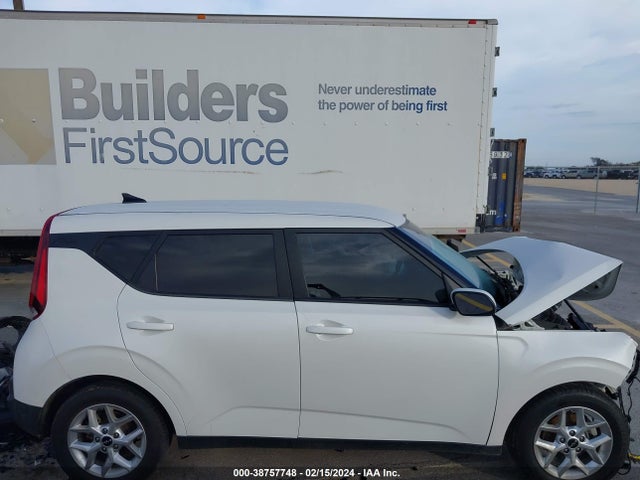 KIA SOUL LX 2022 KNDJ23AU8N7815076 Image 14