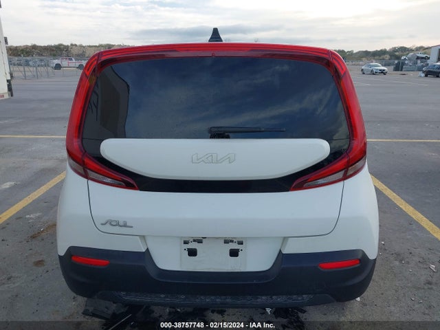 KIA SOUL LX 2022 KNDJ23AU8N7815076 Image 17