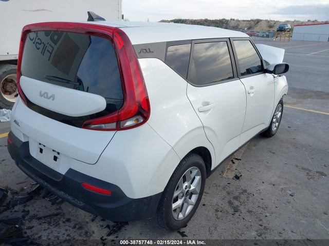 KIA SOUL LX 2022 KNDJ23AU8N7815076 Image 4
