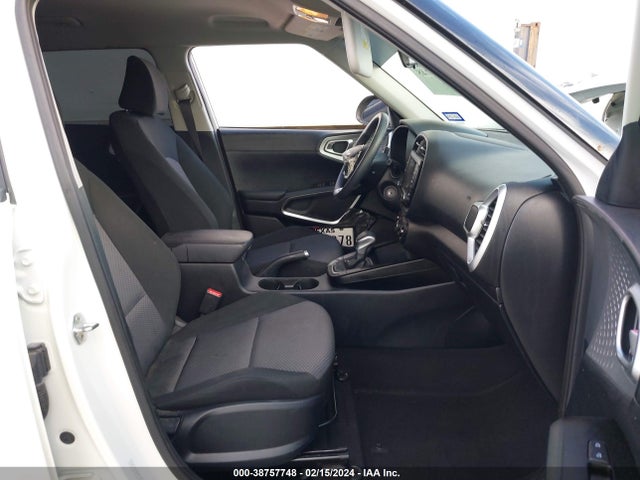 KIA SOUL LX 2022 KNDJ23AU8N7815076 Image 5
