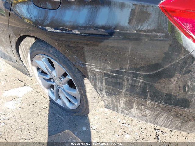 Honda ACCORD LX 2018 1HGCV1F11JA009517 Image 18