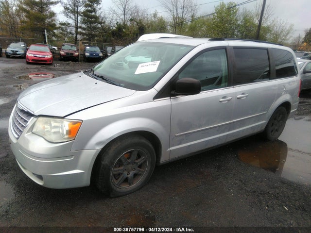 2010 CHRYSLER TOWN & COUNTRY NEW LX VIN: 2A4RR2D12AR399913