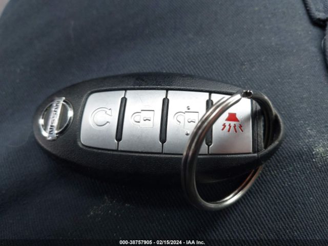 5N1DR2MN9HC677837 Nissan Pathfinder Sv