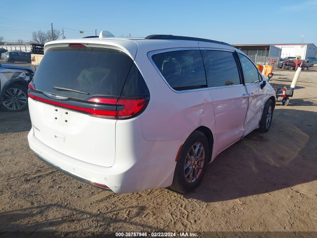 2C4RC1FG3NR158015 Chrysler Pacifica Touring