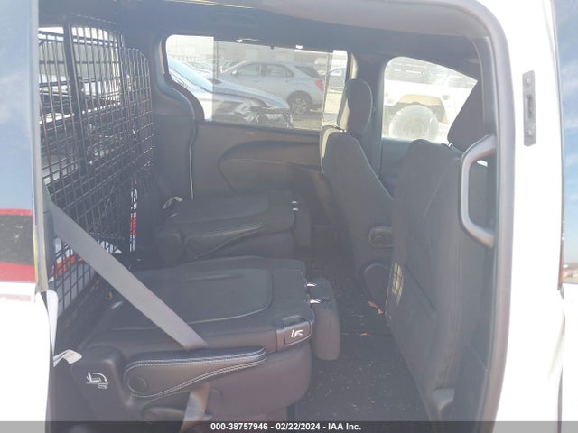 2C4RC1FG3NR158015 Chrysler Pacifica Touring