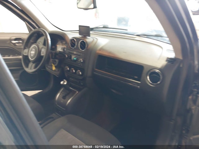 Jeep Patriot Latitude 2014 1C4NJRFB7ED689485 Image 5