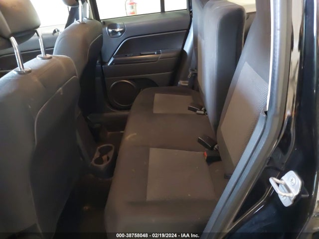 Jeep Patriot Latitude 2014 1C4NJRFB7ED689485 Image 8