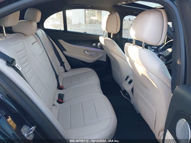Mercedes-Benz E 300 2017 WDDZF4JB2HA131293 Image 8