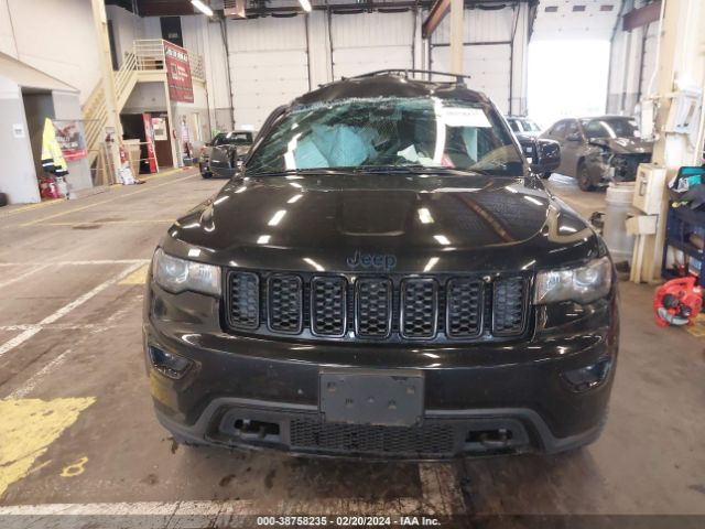 1C4RJFAG5JC394176 Jeep Grand Cherokee Upland 4x4