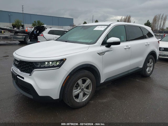 KIA SORENTO LX 2022 5XYRG4LC5NG080221 Image 2