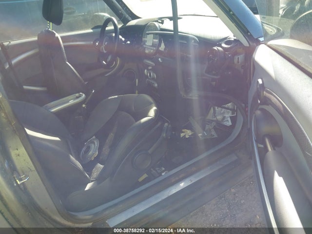 2007 MINI COOPER S WMWMF73547TL86007 Photo 4