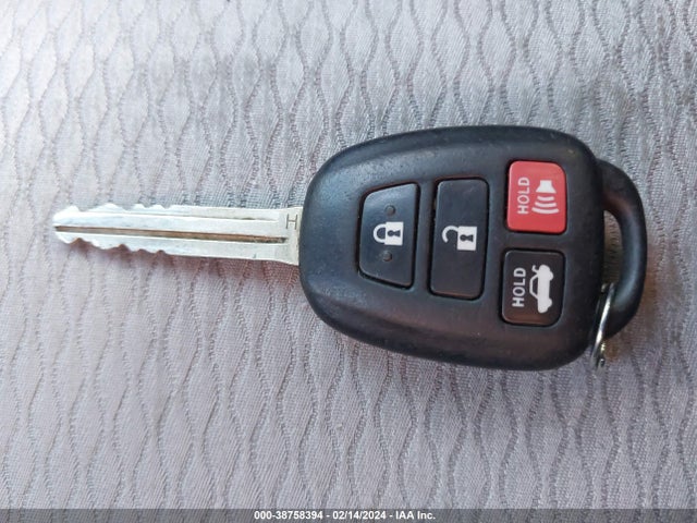 Toyota COROLLA LE 2015 5YFBURHE4FP213825 Image 11