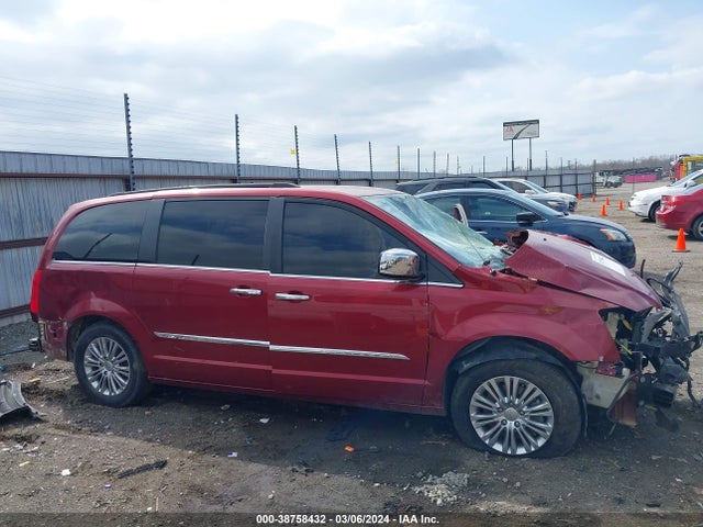 Продаж на аукціоні авто 2016 Chrysler Town & Country Touring-l, vin: 2C4RC1CG9GR305817, номер лоту: 38758432