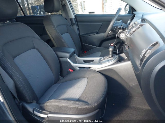2016 KIA SPORTAGE LX VIN: KNDPBCAC9G7829492