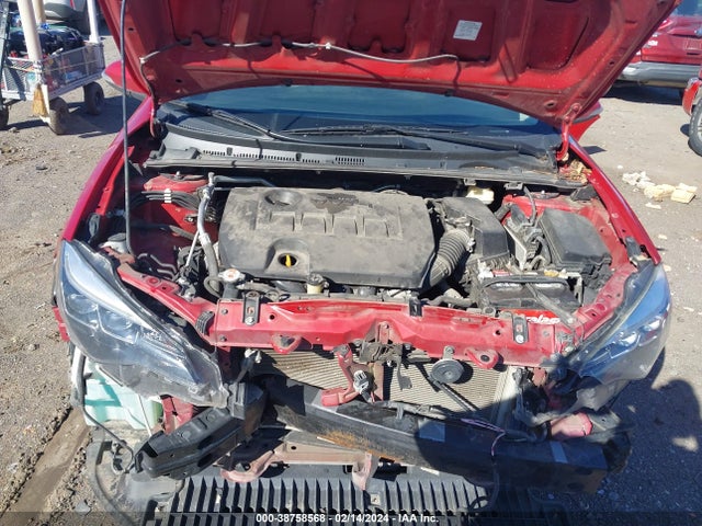 Toyota COROLLA SE 2018 5YFBURHE6JP831219 Image 10