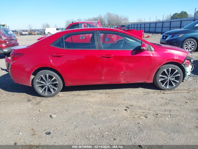 Toyota COROLLA SE 2018 5YFBURHE6JP831219 Image 14