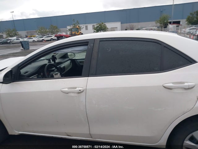 Toyota Corolla 2016 5YFBURHEXGP445881 Image 27