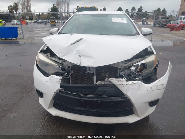 Toyota Corolla 2016 5YFBURHEXGP445881 Image 18