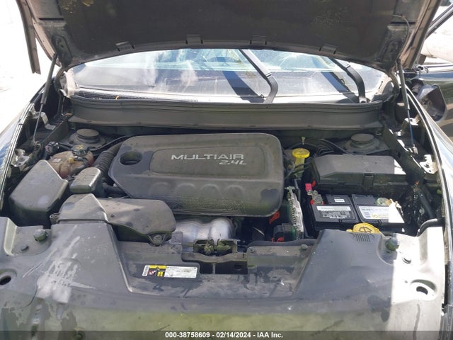 1C4PJLCB0HW539981 Jeep Cherokee Latitude Fwd