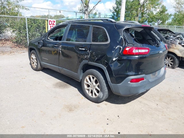1C4PJLCB0HW539981 Jeep Cherokee Latitude Fwd