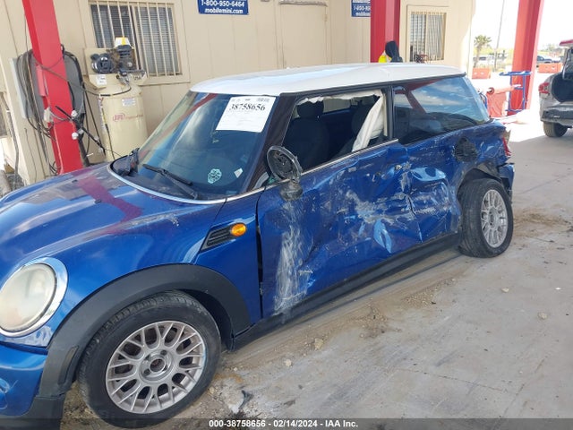 2012 MINI COOPER WMWSU3C5XCT368837 Photo 5