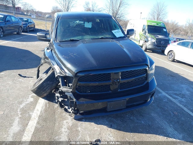 RAM 1500 Classic Express Quad Cab 4x4 6'4 Box 2019 1C6RR7FT0KS508832 Image 12
