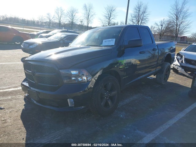 RAM 1500 Classic Express Quad Cab 4x4 6'4 Box 2019 1C6RR7FT0KS508832 Image 2