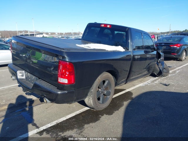 RAM 1500 Classic Express Quad Cab 4x4 6'4 Box 2019 1C6RR7FT0KS508832 Image 4
