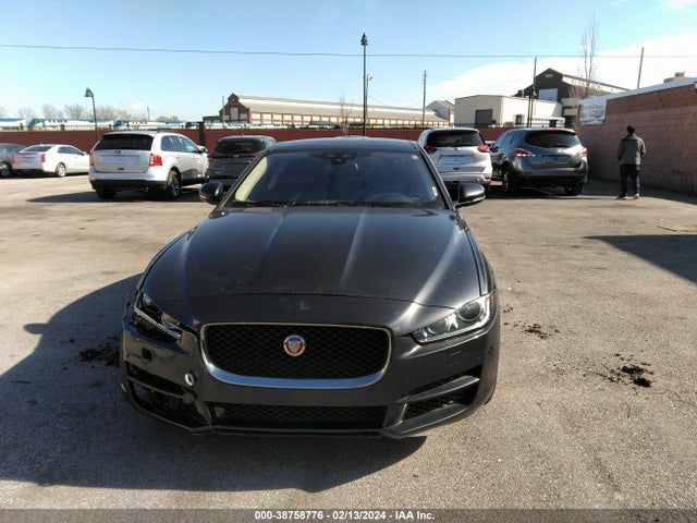 Jaguar Xe 35t Prestige 2017 SAJAK4BV8HA957384 Image 12