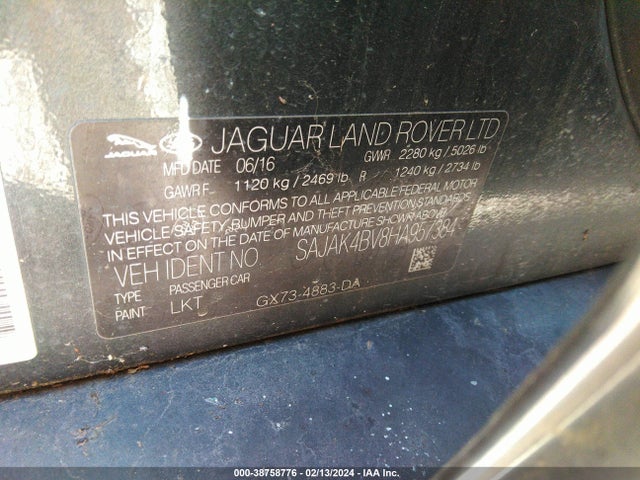 SAJAK4BV8HA957384 Jaguar Xe 35t Prestige