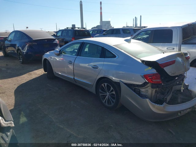 1G4ZN5SS3JU130221 Buick Lacrosse Preferred