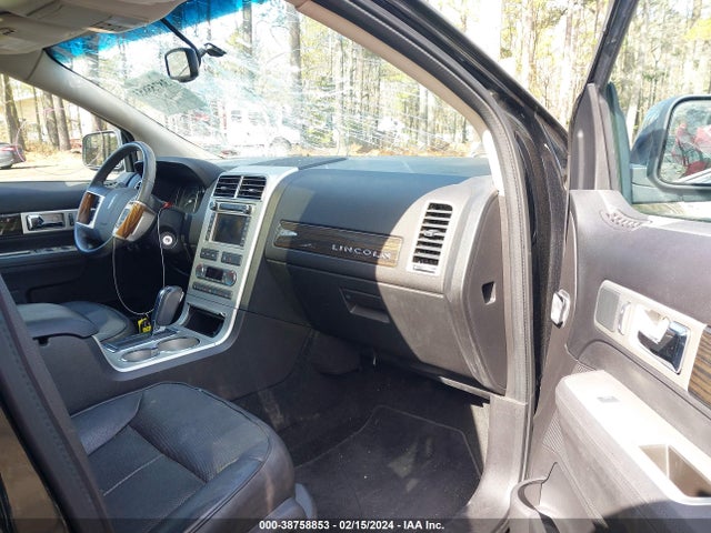 2010 LINCOLN MKX VIN: 2LMDJ8JC4ABJ29025