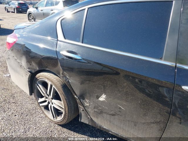 1HGCR2F17HA068110 Honda Accord Sport Se