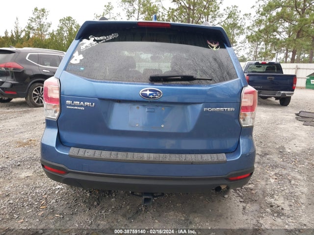Subaru Forester 2.5i Premium 2018 JF2SJAEC1JH486448 Image 16