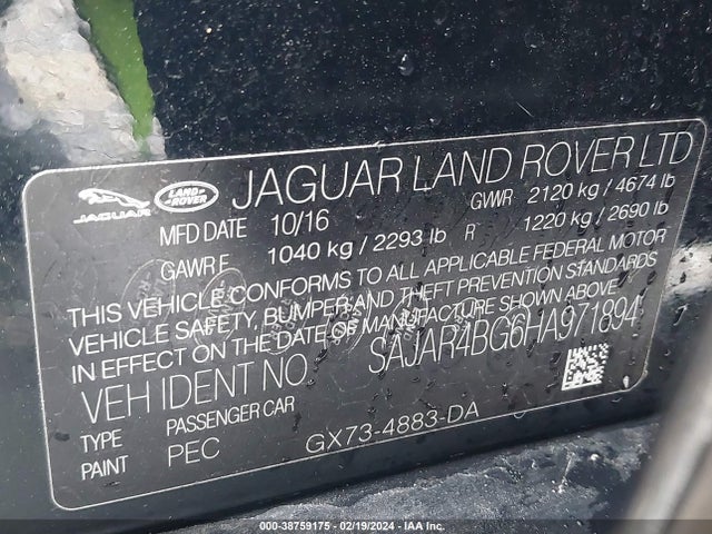 2017 JAGUAR XE SAJAR4BG6HA971894 Photo 8
