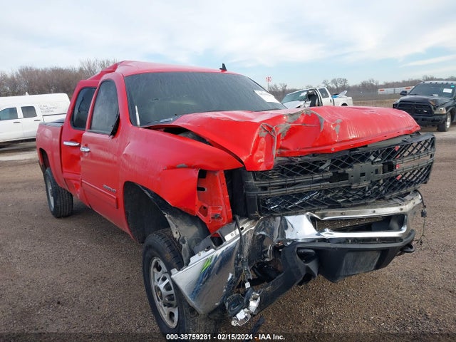 2014 1GC1KXC80EF184336 main image