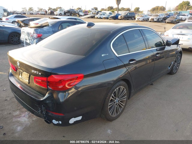 WBAJA9C50JG622942 BMW 530e Iperformance
