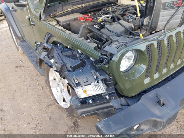 1C4HJXAGXNW133647 Jeep Wrangler Sport S 4x4