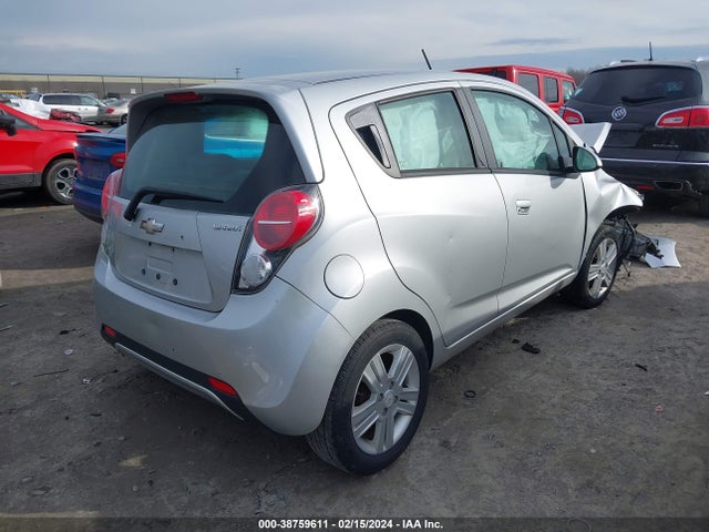 Chevrolet Spark Ls Auto 2014 KL8CB6S95EC500482 Image 4