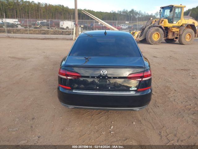 1VWSA7A36MC009553 Volkswagen Passat 2.0t Se