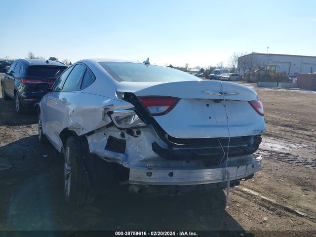 Chrysler 200 S 2015 1C3CCCBG9FN756958 Image 3