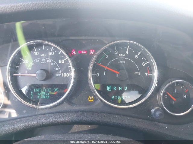 1C4BJWEG1HL689667 Jeep Wrangler Unlimited Sahara 4x4