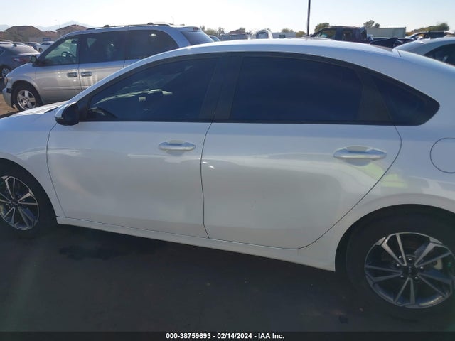 KIA Forte Lxs 2023 3KPF24AD0PE514784 Image 14