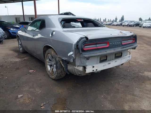 Dodge Challenger Sxt 2018 2C3CDZAG8JH218853 Image 3