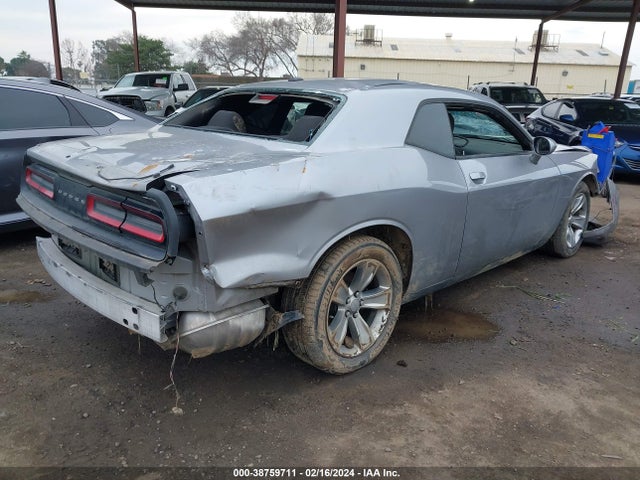 Dodge Challenger Sxt 2018 2C3CDZAG8JH218853 Image 4