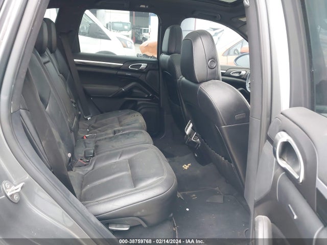 2016 PORSCHE CAYENNE WP1AA2A21GKA14631 Photo 7